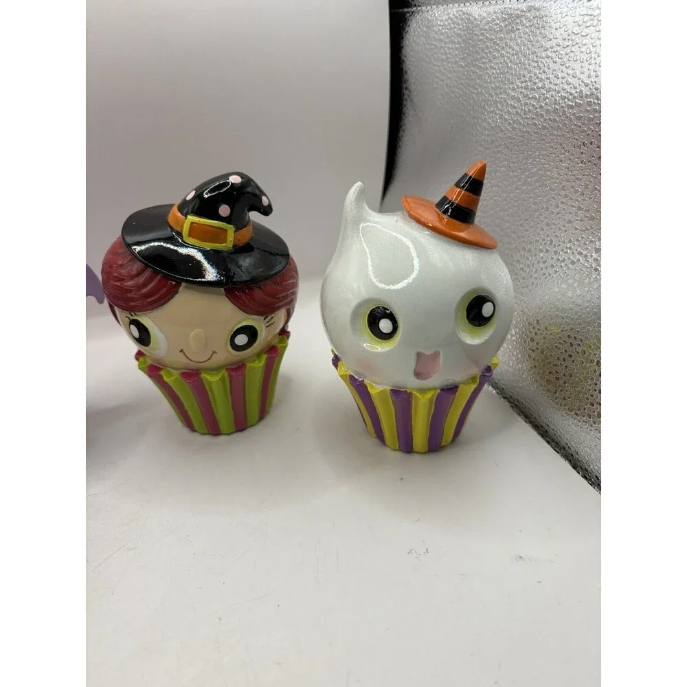 December Diamonds Halloween 4 pc Cupcake Set Witch Pumpkin Bat Ghost NEW BOXED